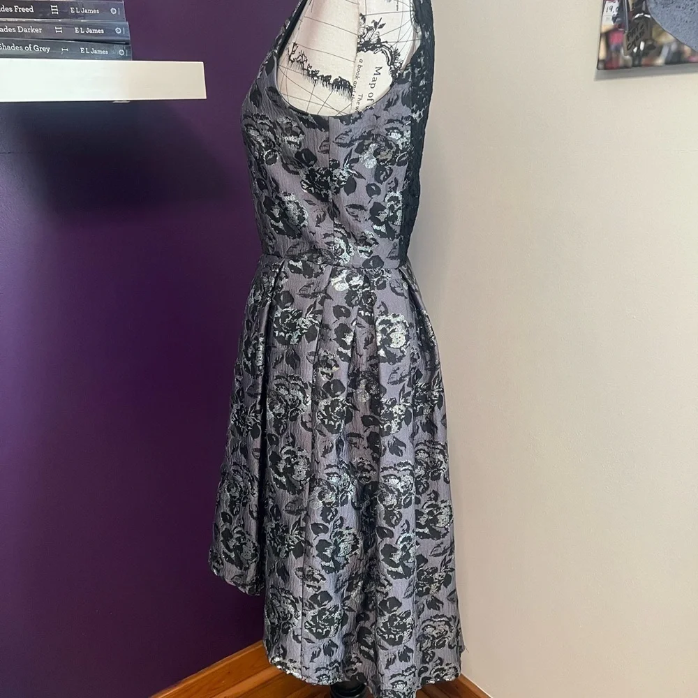 Slate & Willow One Shouldered Dress - Picture 6 of 12